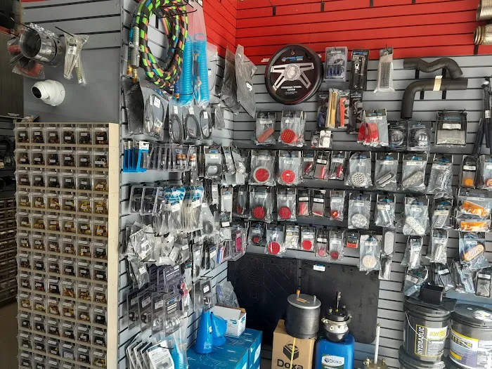 URDC TRUCK PARTS 4