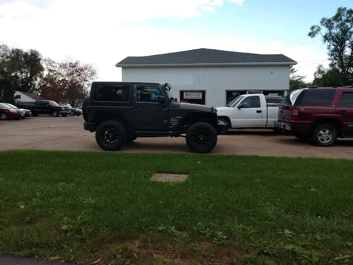 Mike's Catawba Services Center 0