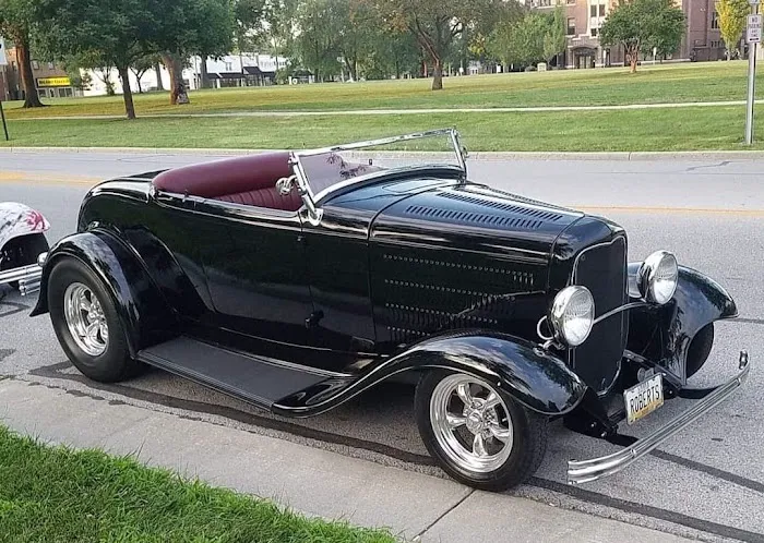 Roberts Auto Restoration 7