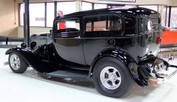 Roberts Auto Restoration 1
