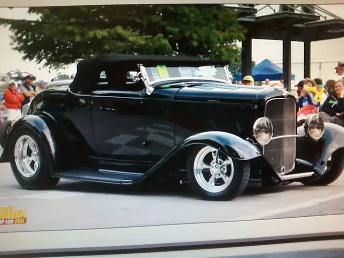Roberts Auto Restoration 9