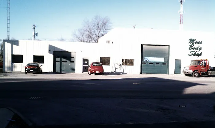 Moes Body Shop 5