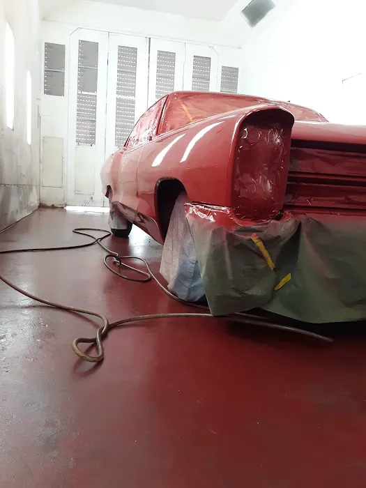 Hovis Auto Body & Restoration 1