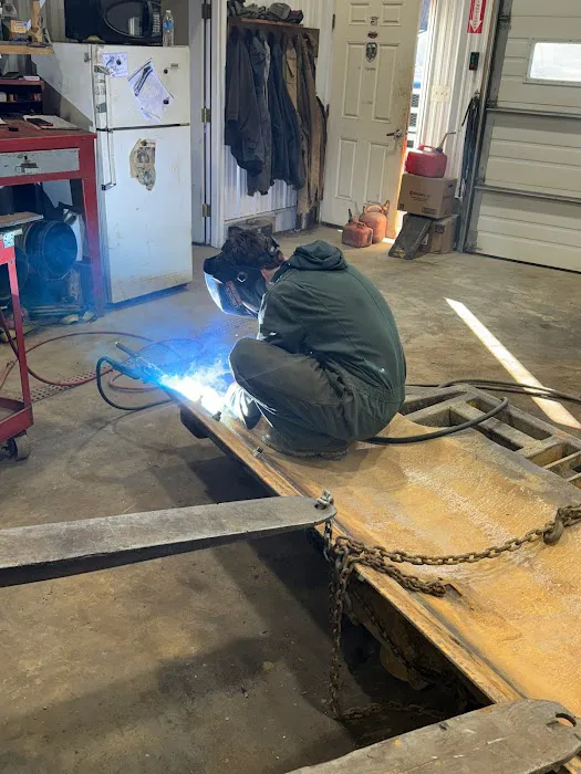 Custead Heavy Truck & Equipment LLC 4