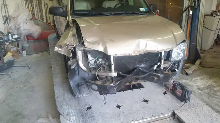 Morreale's Collision and Rust Repair 8