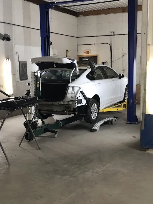 Floyds Auto Body LLC 2