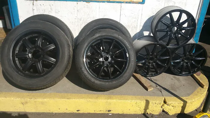 Hall of Fame Tires & Accessories 5
