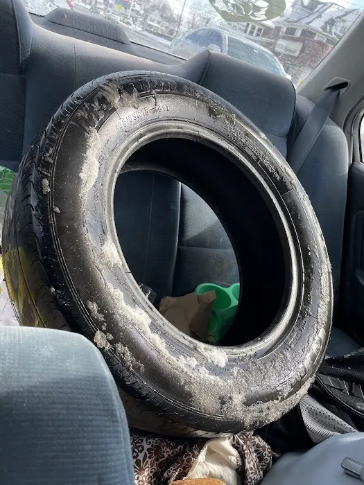 Hall of Fame Tires & Accessories 6