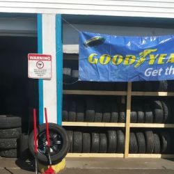 Hall of Fame Tires & Accessories ico