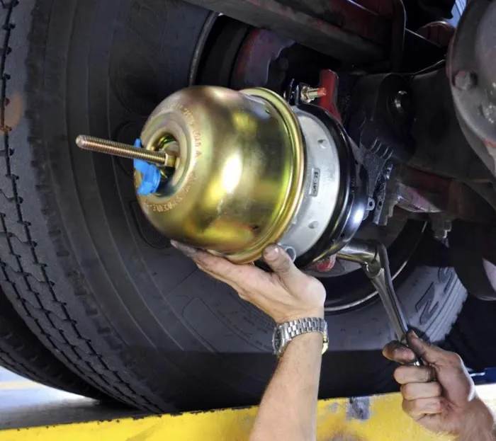 Canton On-Site Truck Repair 1