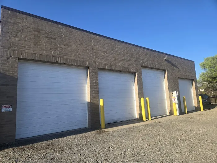 The Top Notch Auto Mechanics shop 1
