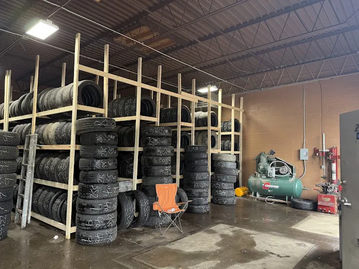 62 hall of fame tire 6
