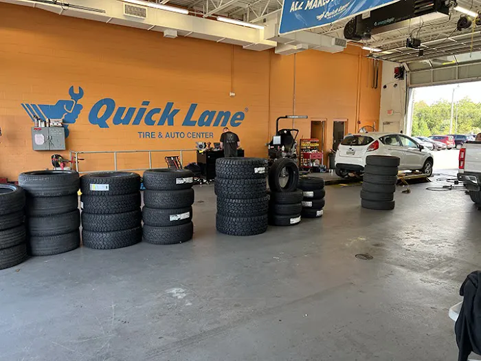 Quick Lane at Parkway Ford Lincoln 3