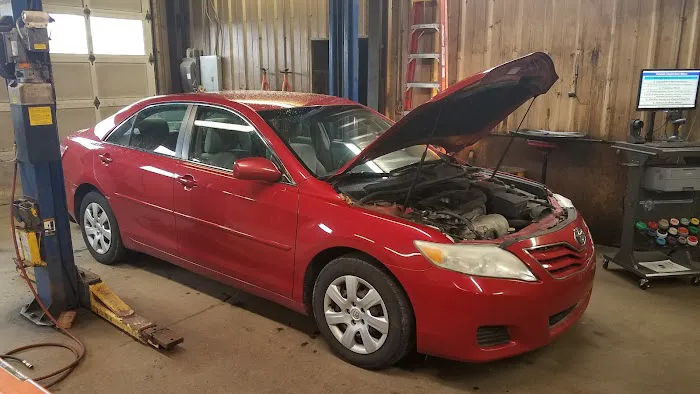 Niven's Automotive 9