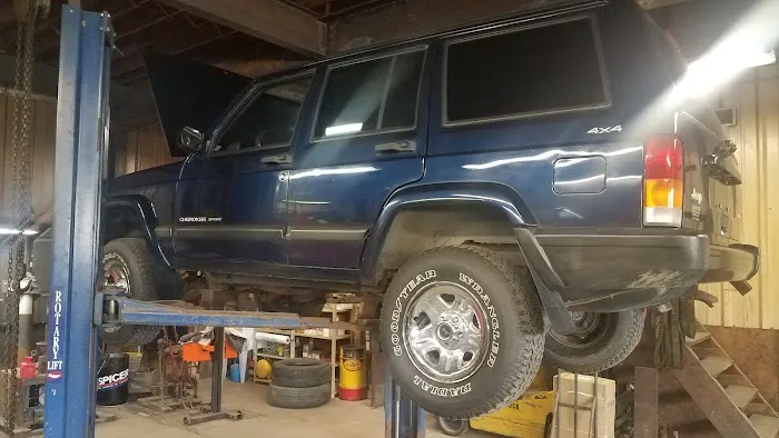 Niven's Automotive 8