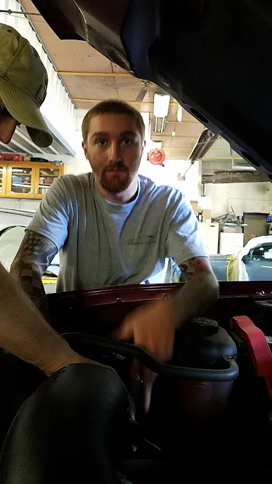 Robison Auto Body 1