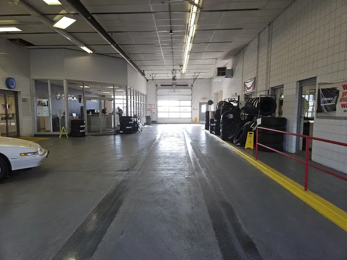Buick-GMC Service Center at Toth 2