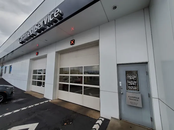 Buick-GMC Service Center at Toth 7