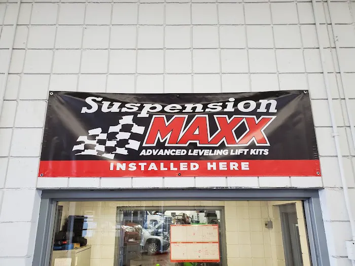 Buick-GMC Service Center at Toth 8