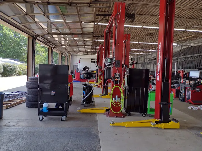 Conrad's Tire Express & Total Car Care 3