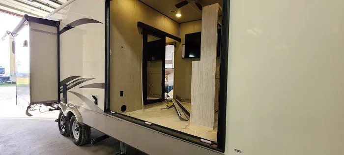 Severe Custom RV Restoration and Repair 0
