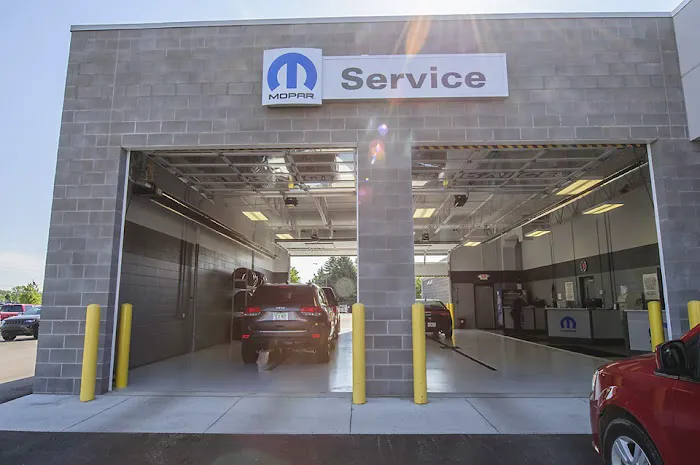 LaFontaine Chrysler Dodge Jeep Ram FIAT Lansing Service Center 0