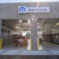 LaFontaine Chrysler Dodge Jeep Ram FIAT Lansing Service Center