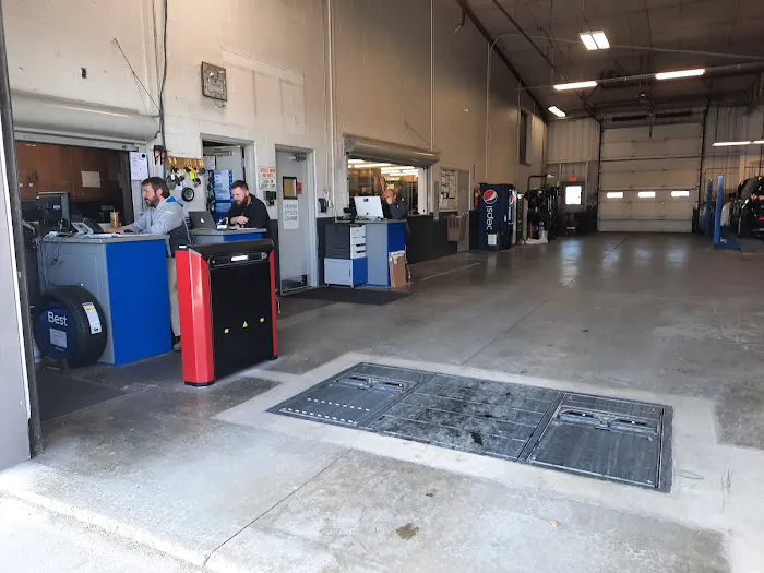 Terry Henricks Ford Parts 6