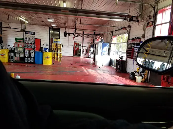 Fast Eddie's Car Wash and Oil Change 9
