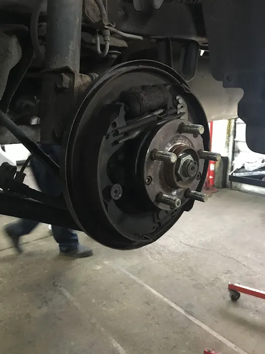 Morales Motors 4