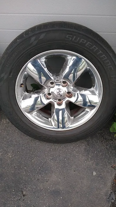Detroit Auto and Tire Repair 0