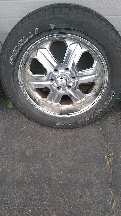 Detroit Auto and Tire Repair 6