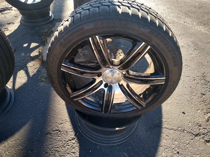 Detroit Auto and Tire Repair 7