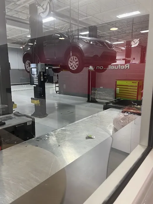 Nissan of Dearborn Service 1