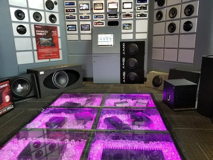 Car Stereo One 6