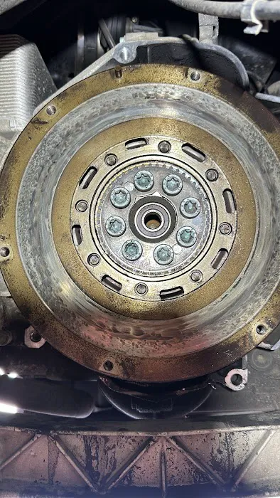 Berri Auto Center 7