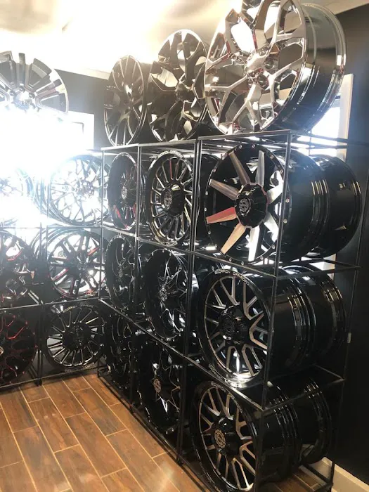 Lomeli Tire 3