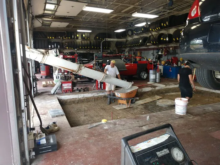 Sol's Car Care 4
