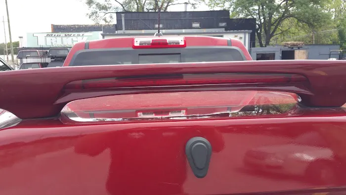 Mid-West Truck Accessories Inc 3