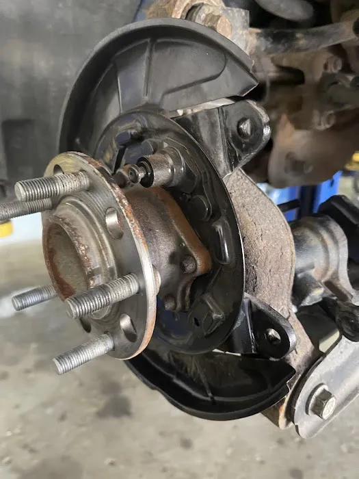 Muffler King Auto LLC 6