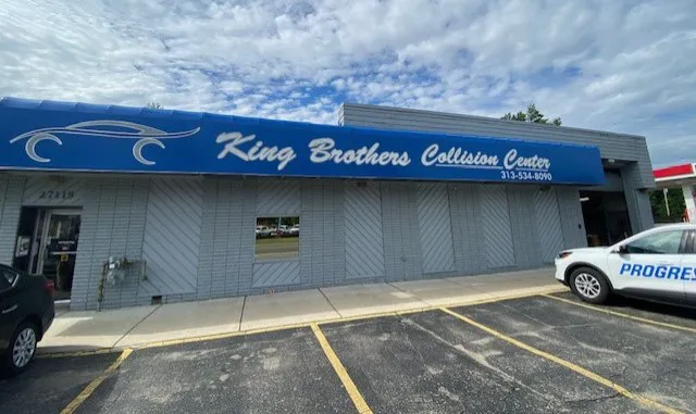 King Brothers Collision - Redford 3