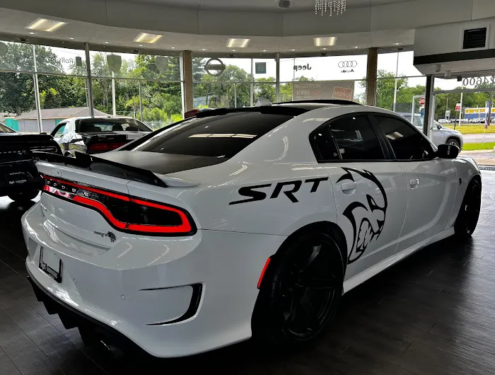 Styln street customs 6
