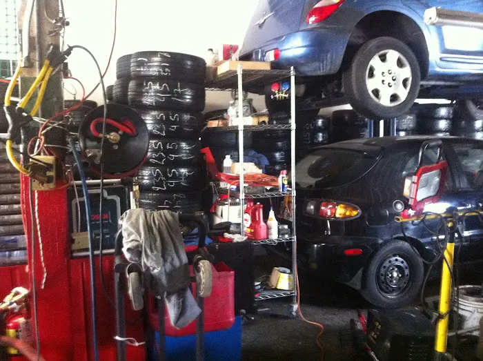 H & R Auto Clinic 2
