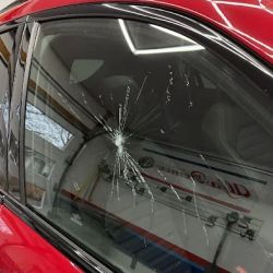 Only 1 Auto Glass ico