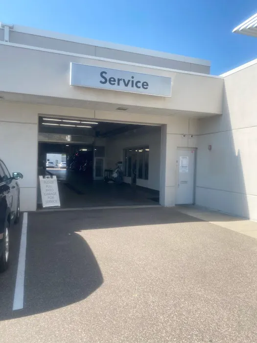 Schmelz Countryside Volkswagen Parts & Services 8