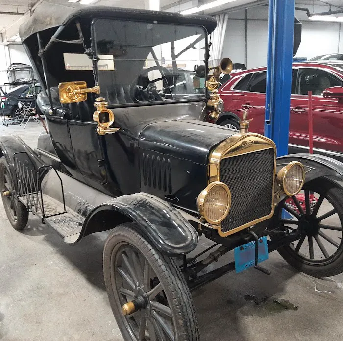 Highland Collision Center 7