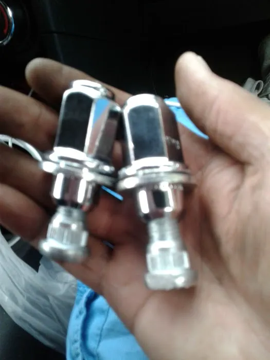 AutoZone Auto Parts 3