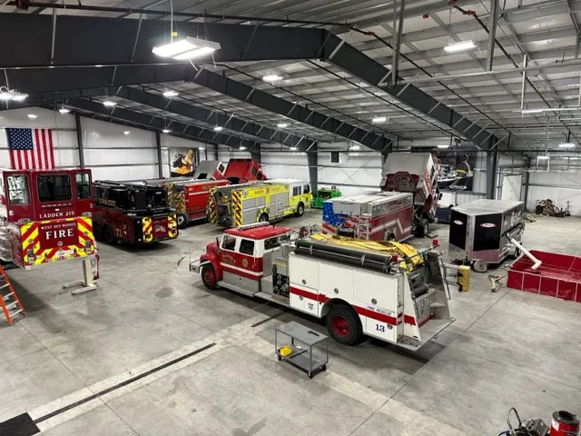 Reliant Fire Apparatus Inc. Des Moines, IA 0