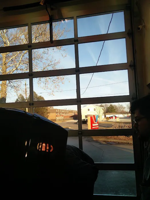 Valvoline Instant Oil Change 1