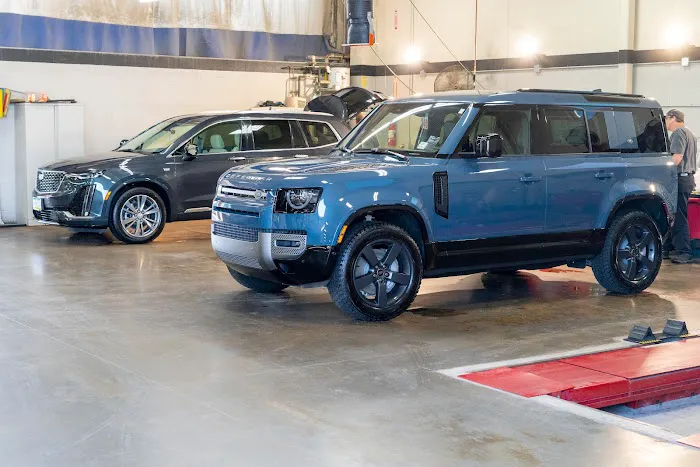 Land Rover Des Moines Service Center 0